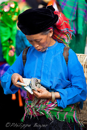 Dong Van market