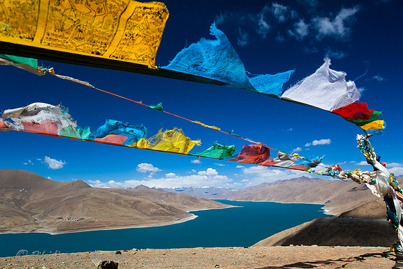 Yamdrok Tso lake - Tibet