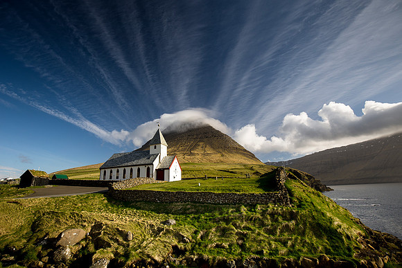 viðareiði - church