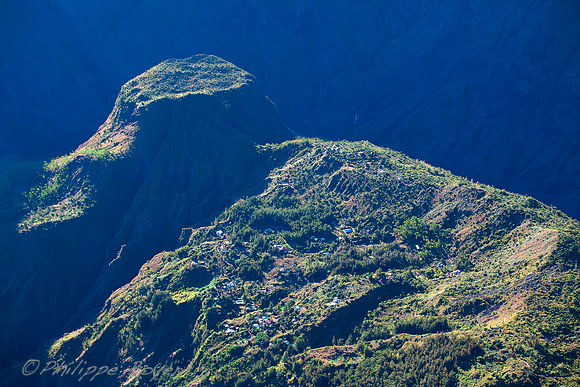 Roche plate, cirque de Mafate