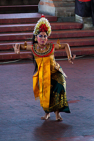 Legong dance - Ubud